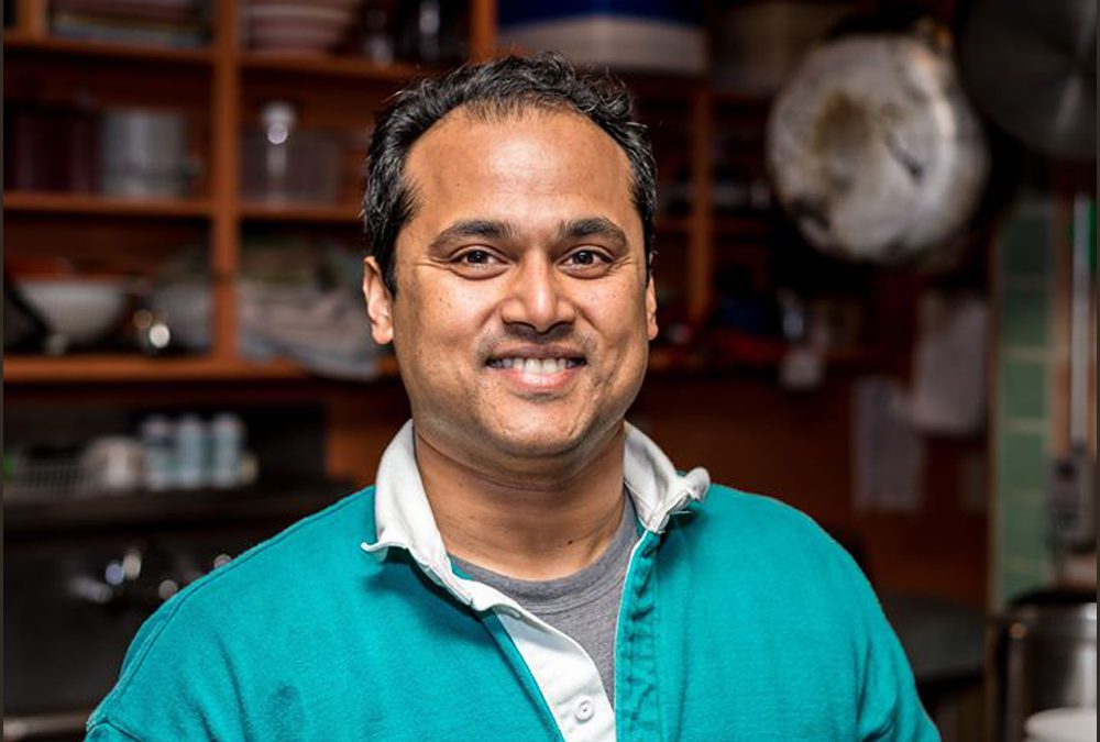 Everyone is in a hurry for Arif Shaikh’s curry….on Friday’s Chris Wolf Show